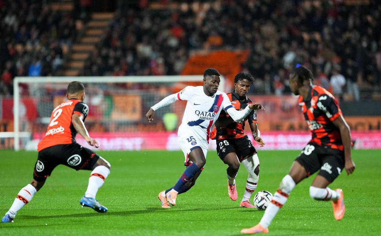 关于风云突变巴黎圣日耳曼赛前伤情更新，德甲版图或变，信心回归，更衣室氛围转暖的信息