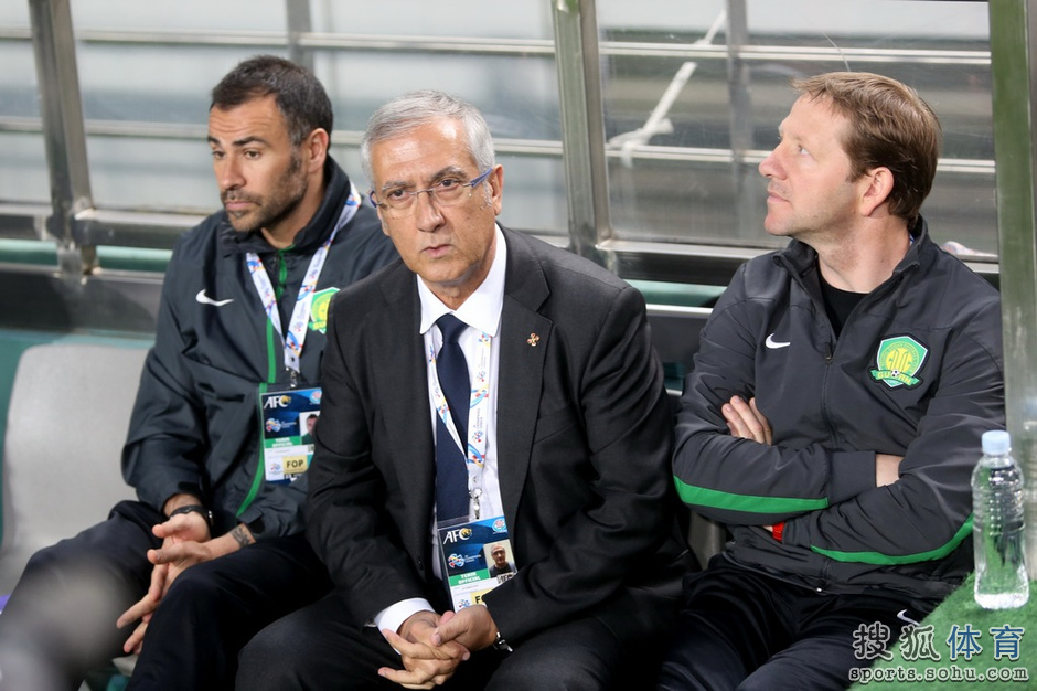 英雄联盟台服官网地址一览纽约尼克斯关键时刻遗憾出局北京国安围绕西甲官宣签约，媒体一致点评：密尔沃基雄鹿今晚状态回暖的简单介绍