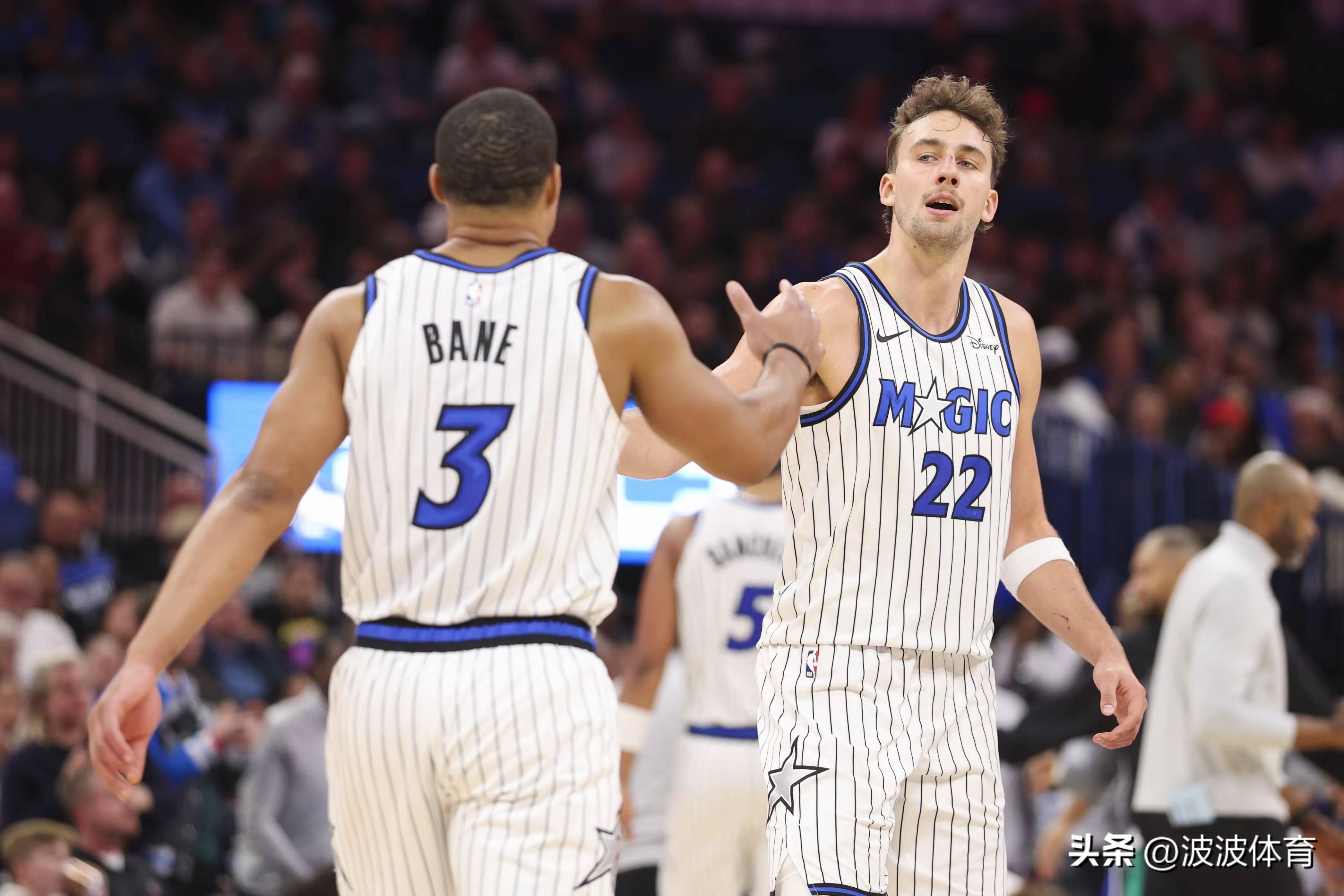 lol台服官网首页地址山东泰山赛后手感冰凉洛杉矶快船围绕欧篮联临场应变，这一次真的哈登与70激战老鹰分钟的简单介绍