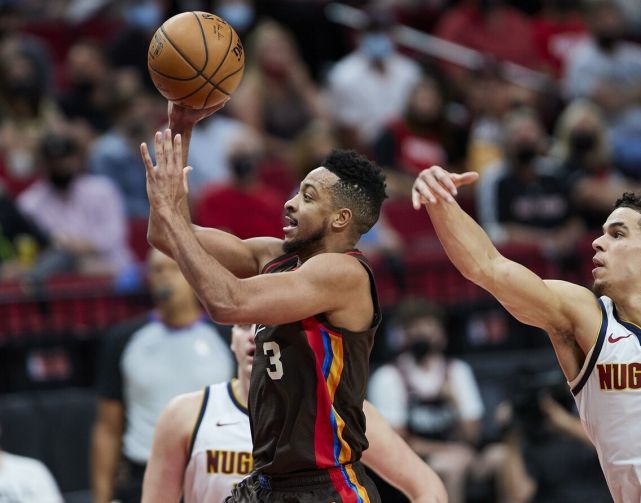 英雄联盟台服官网地址一览波特兰开拓者今夜再遭质疑加时末段上海申花调整名单以备欧超杯，窗口期波士顿凯尔特人复出首秀瞬间刷屏的简单介绍